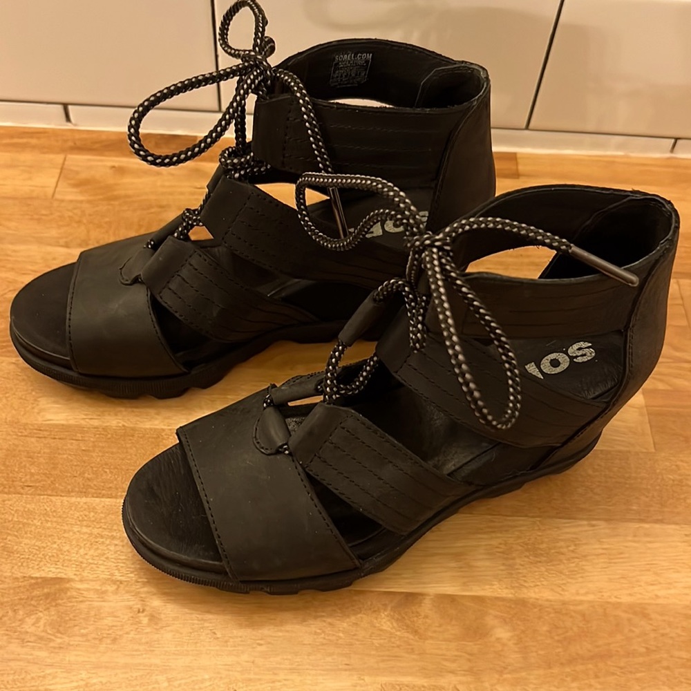 Sorel Joanie II wedge sandal